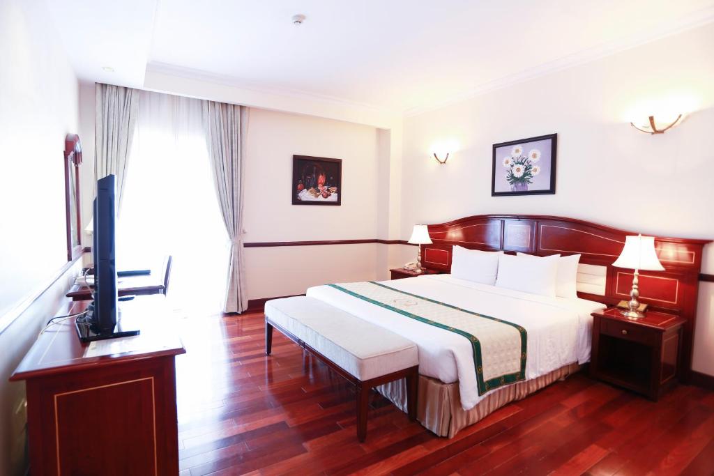 Phòng Executive Suite khách sạn Sài Gòn Đà Lạt 